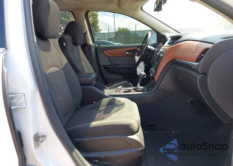 2017 Chevrolet Traverse 1Lt из США, поврежденный, VIN 1GNKVGKD3HJ261039